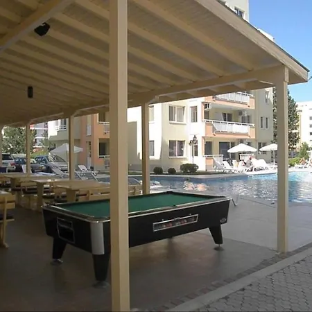 Sea Dreams Complex, Sunny *